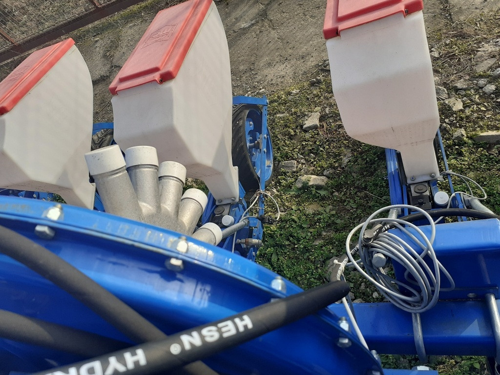 Semănătoare Mecanica Ceahlău SPC 6DF PROFI + Monitor